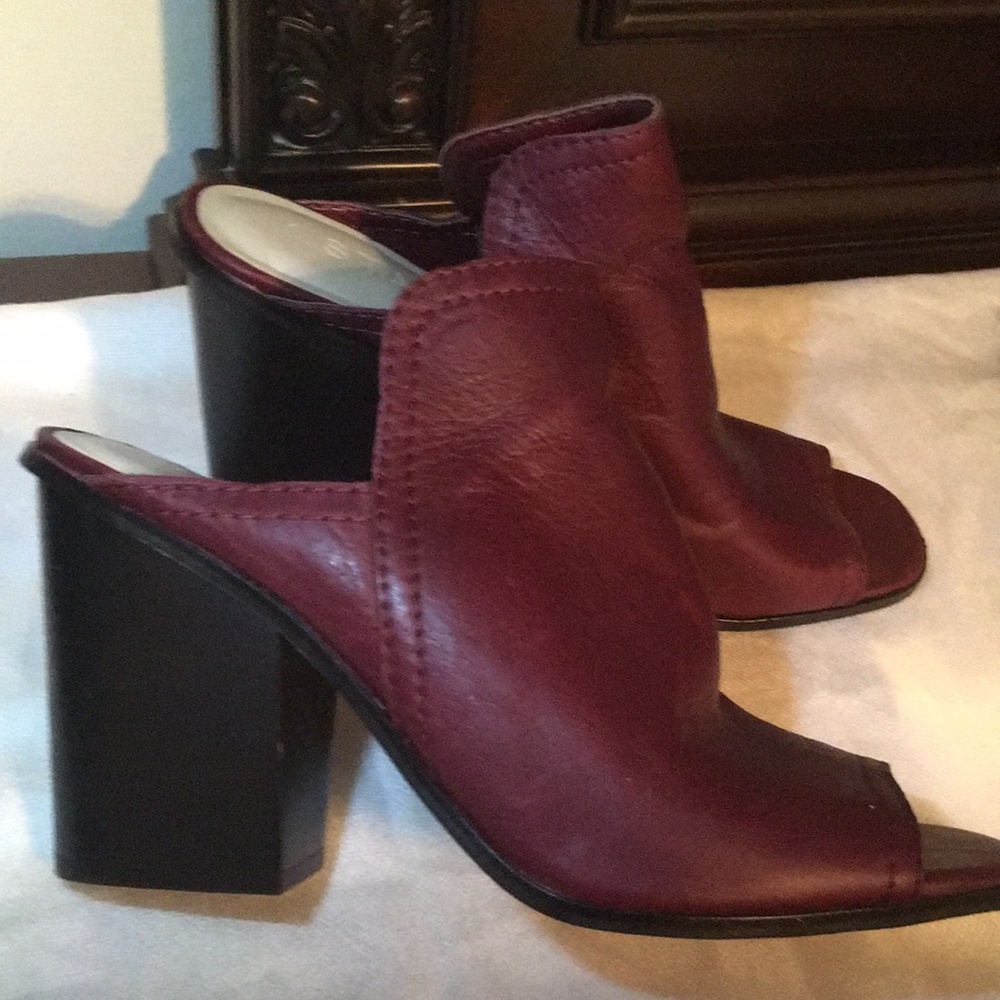 1 State Burgundy Leather Shoes